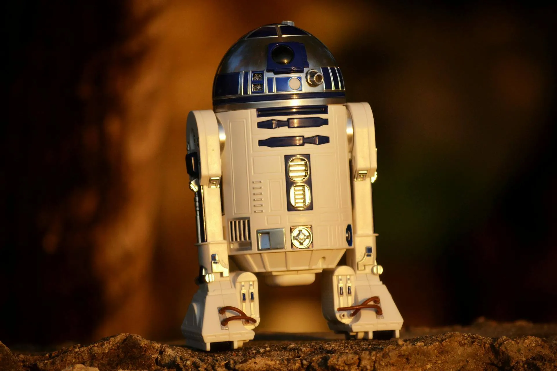 R2D2 robot